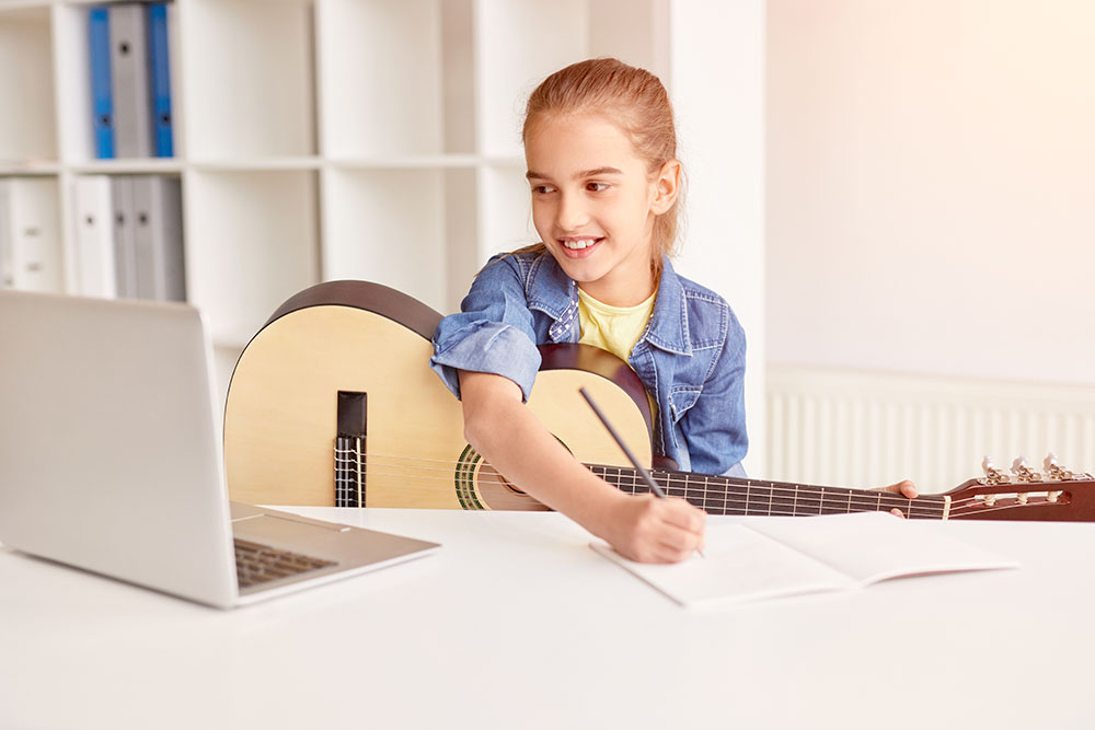 Online Music Lessons for Kids: How to Choose the Right One
